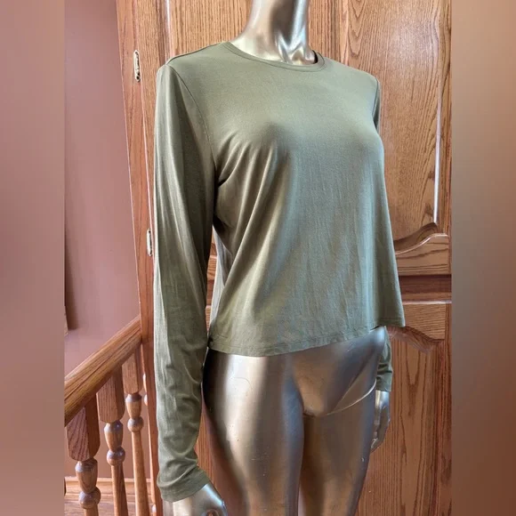 Babaton Sage Long Sleeve Top - Picture 5 of 8